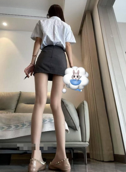 �����ۺ�С����������Ƭ