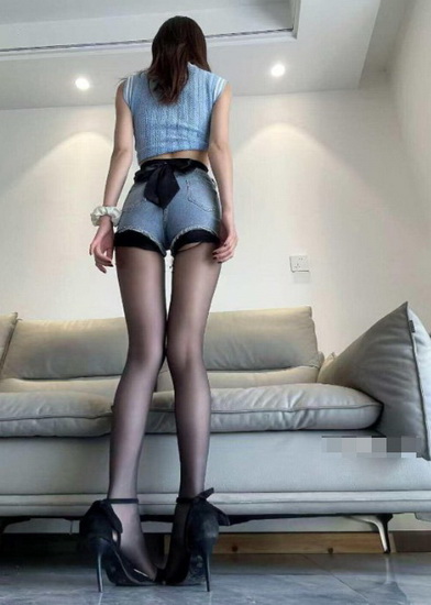 �ۺ�С����������Ʒ�ϼ��ƽ�