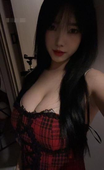 ������Ȧ���¸�����Ƭ